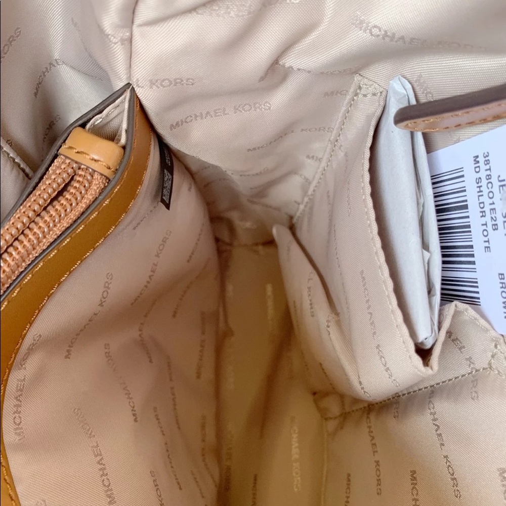 Gaby’sBags👜💕-NWT Michael Kors Purse Brown - Picture 8 of 8
